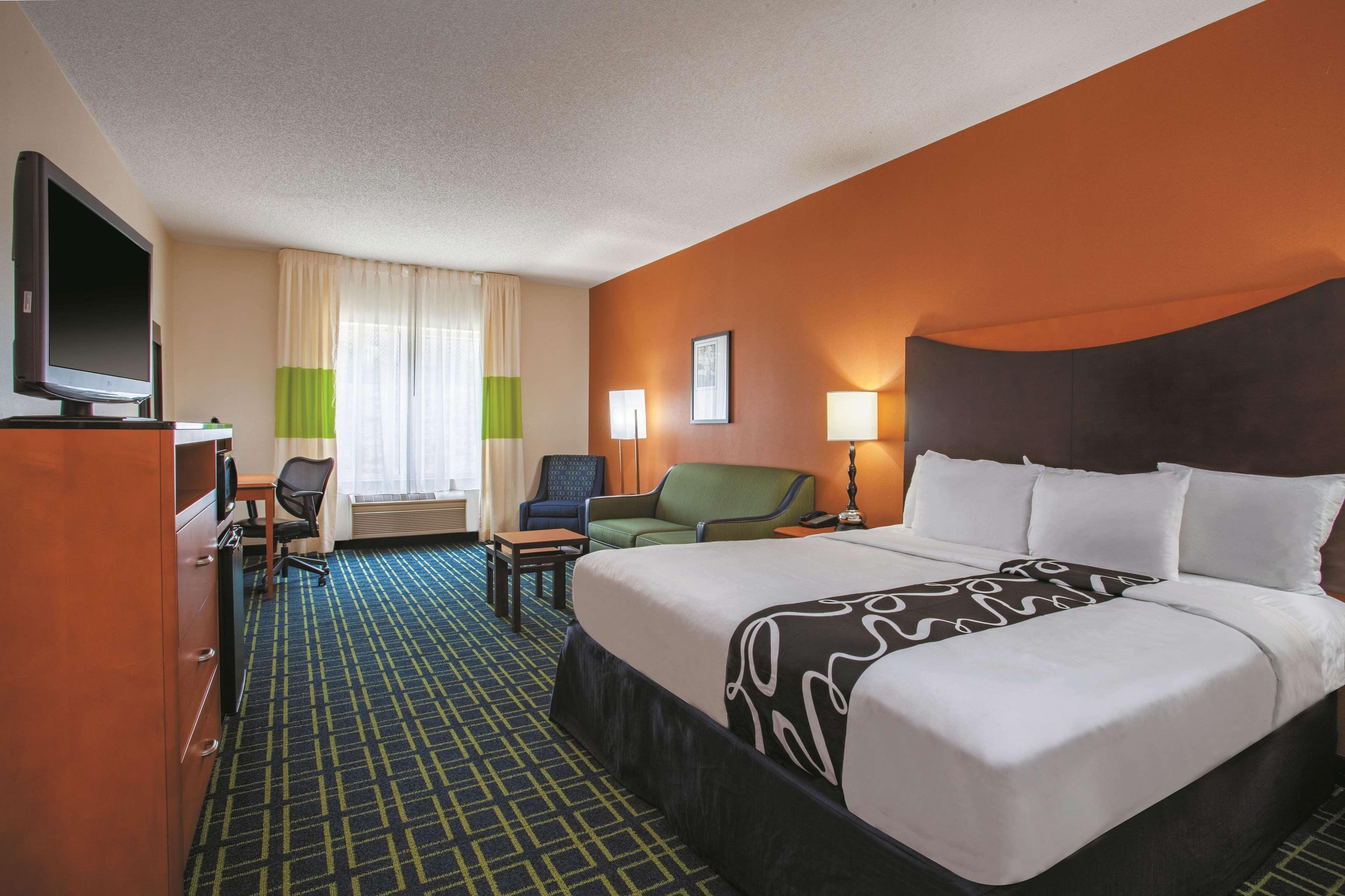 La Quinta By Wyndham Manassas Battlefield Hotel Exterior foto